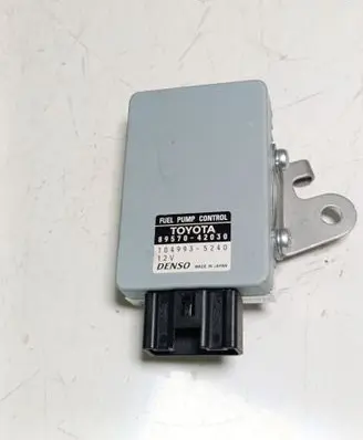 Toyota RAV 4 (XA40) Fuel injection pump control unit/module 8957042030 1049935240