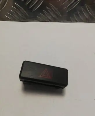 BMW 5 E39 Hazard light switch 8350947