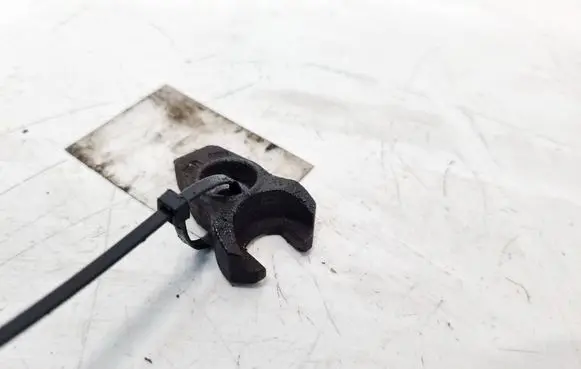 Ford Mondeo MK IV Fuel Injector clamp holder