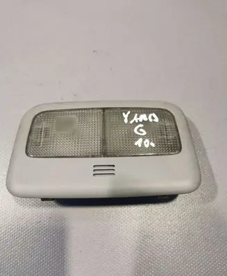 Toyota Yaris Rear seat light