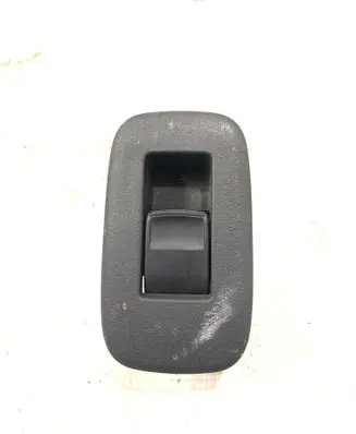 Toyota Auris 150 Electric window control switch