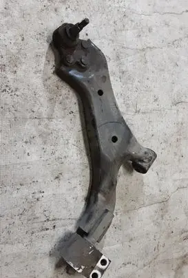 Chevrolet Captiva Front lower control arm/wishbone 96819161