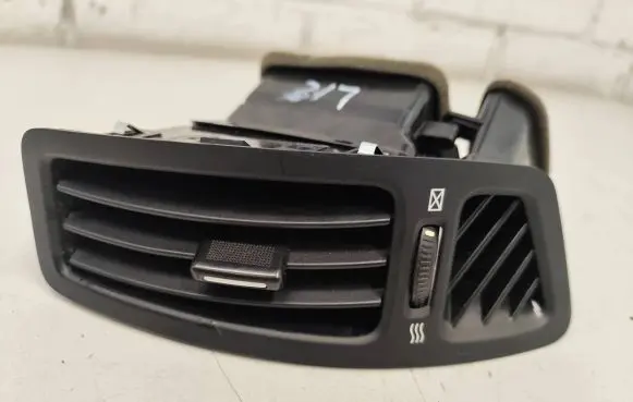 KIA Ceed Dashboard side air vent grill/cover trim 974901H000 00360