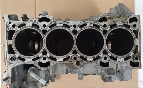 Ford Mondeo MK IV Engine block 
