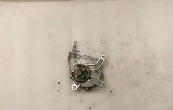 Toyota Corolla Verso AR10 Vacuum pump 293000R010