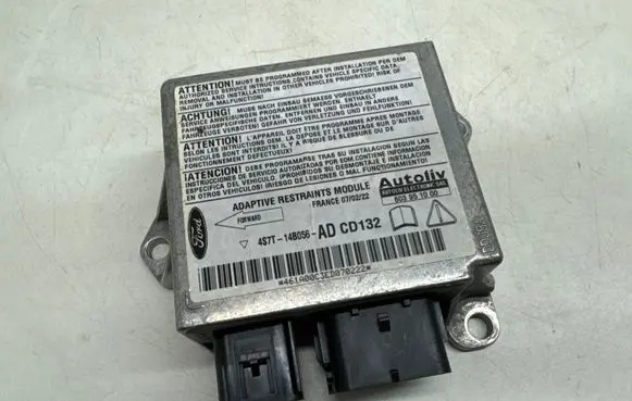 Ford Mondeo Mk III Airbag control unit/module 4S7T14B056AD