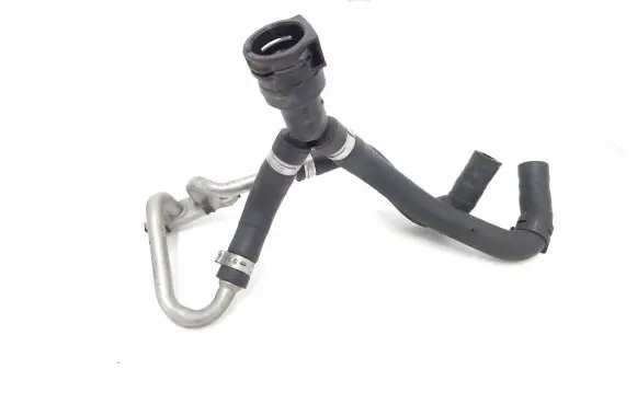 Coolant pipe/hose