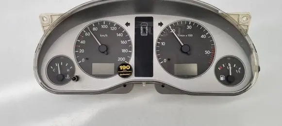 Volkswagen Sharan Speedometer (instrument cluster) 7M0920823
