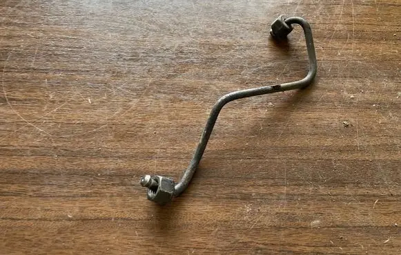 Audi 80 90 B3 Fuel line pipe