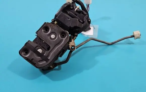 Mazda Premacy Front door lock IMPRK1380446