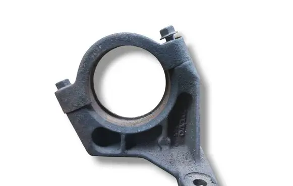 Volvo XC90 Driveshaft support bearing bracket 9143465