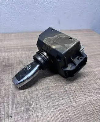 Mercedes-Benz E W212 Ignition lock A2189053501 1010220000