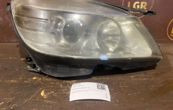 Mercedes-Benz C W204 Headlight/headlamp A2048208461