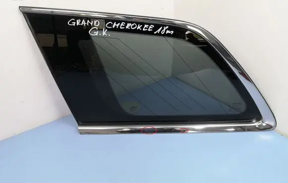 Jeep Grand Cherokee Rear side window 68211111AC