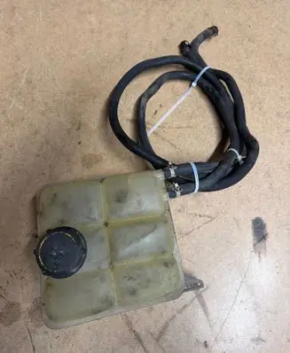 Volvo S40 Coolant expansion tank/reservoir 3M5H8K218
