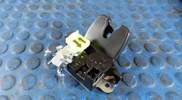 Hyundai Elantra VI Tailgate/trunk/boot lock/catch/latch CARTXVXV