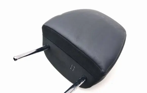 Lexus RX 450H Front seat headrest 