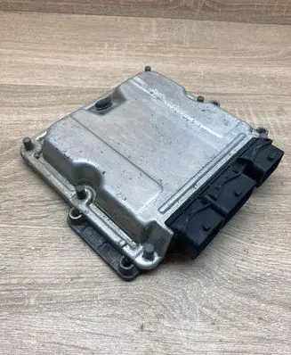 Peugeot 306 Engine control unit/module ECU 9642014880 0281010592