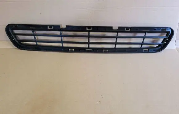 Ford Ka Front grill E4B517K945A