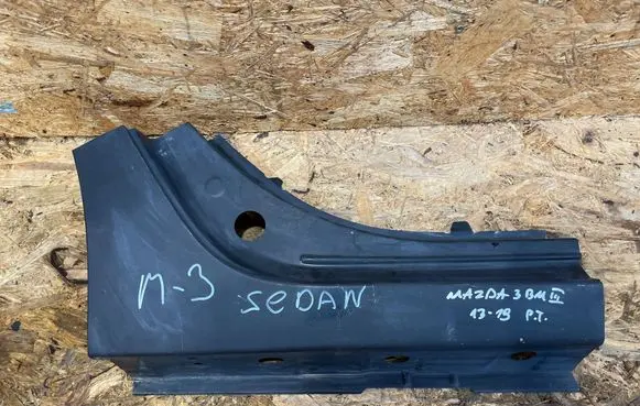 Mazda 3 III Sill S2501M527-M