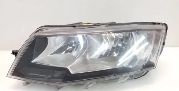 Skoda Octavia Mk3 (5E) Headlight/headlamp 5E1941015 030127220100