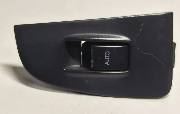 Toyota Avensis T250 Electric window control switch 7423105140