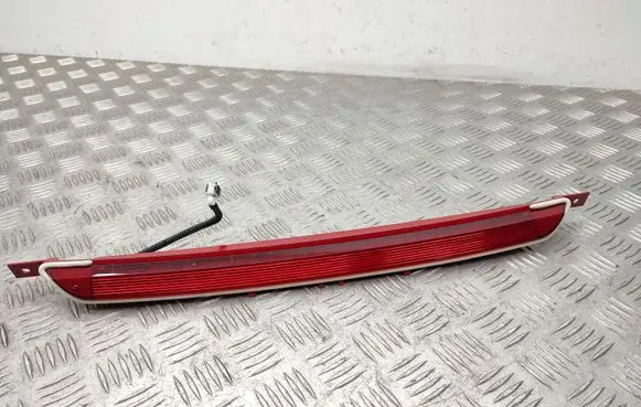 Volkswagen T-Roc Third/center stoplight 5G6945087A