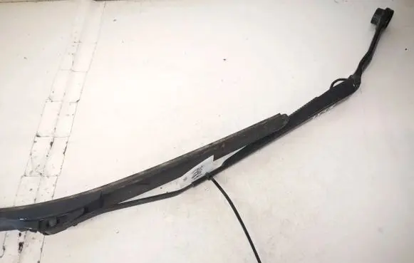 Mazda 6 Front wiper blade arm