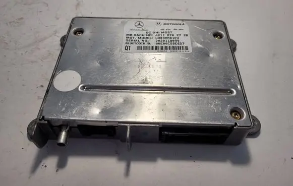 Mercedes-Benz E W211 Bluetooth control unit module A2118702726 DM20118099 UH03MM01PV
