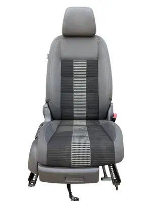 Volkswagen Touran I Front passenger seat BRAK