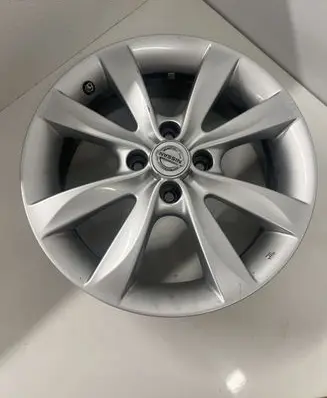 R16 alloy rim