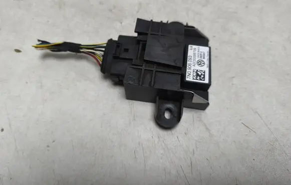 Volkswagen Tiguan Fuel injection pump control unit/module 7N0906093