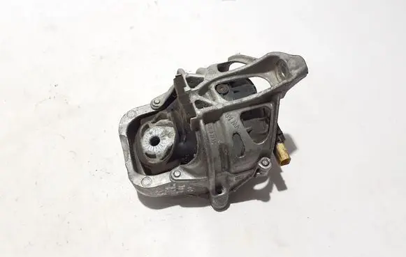 Audi A5 Engine mount bracket 4M0199372FC