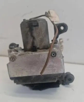 Audi A4 S4 B5 8D ABS Pump 8D0614111