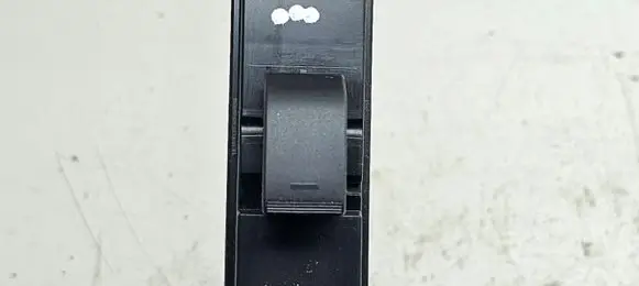 Mazda 6 Electric window control switch GS1D66380