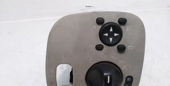 Mercedes-Benz C W203 Light switch A2035451204
