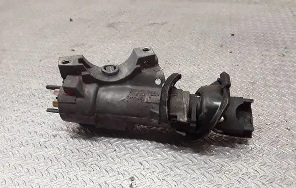 Volkswagen New Beetle Ignition lock 4B0905851C