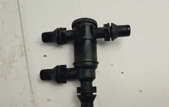 Mercedes-Benz Vito Viano W447 Engine coolant pipe/hose A0005061000