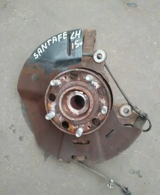 Hyundai Santa Fe Front wheel hub