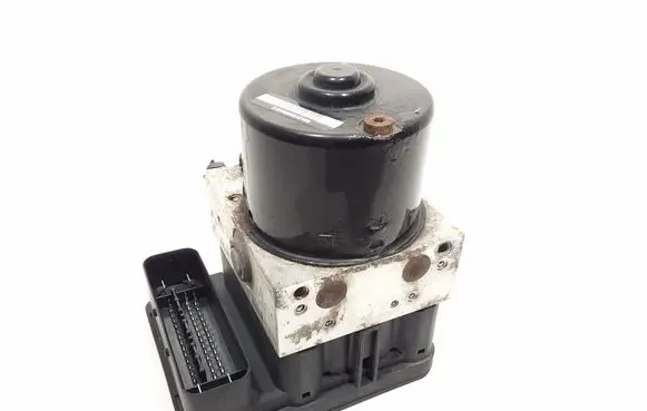 Ford Focus ABS Pump 8M512C405EA 10096001413 28560004063