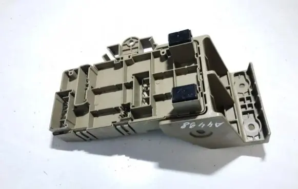 Subaru Forester SH Fuse box set 82201fg000 82201fg000z1