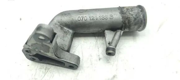 Volkswagen Transporter - Caravelle T5 Engine coolant pipe/hose 070121133B