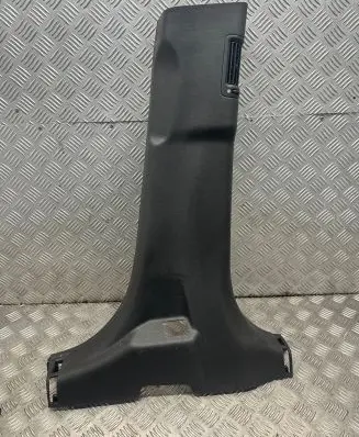 KIA Sorento (B) pillar trim (bottom) 858462P105 4567