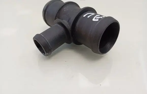 Audi A3 S3 A3 Sportback 8P Engine coolant pipe/hose N906929