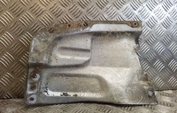 Mitsubishi L200 Rear mudguard 