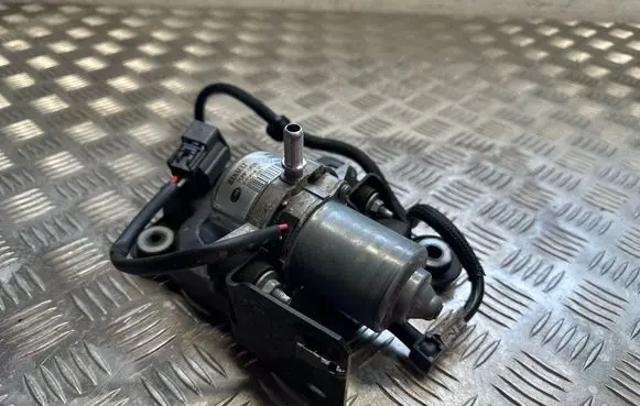 Dacia Sandero III Vacuum pump 146504994R 46427334R 00892403