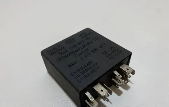 Audi A4 S4 B5 8D Other relay 4A0919471 5KG006568 00
