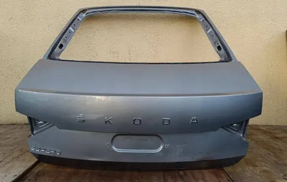 Skoda Superb B8 (3V) Truck tailgate