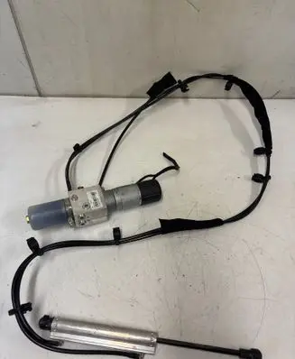 Volvo XC70 Tailgate hydraulic set DAI1110930 31218393 VT0A08070307