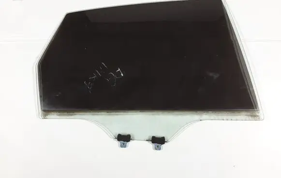 Subaru Impreza III Rear door window glass 43R005165